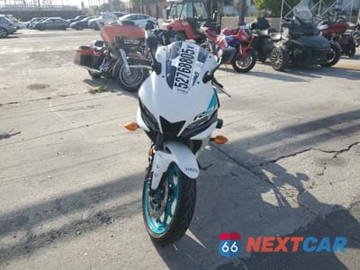 Drugie zdjęcie samochodu z przodu: 2024 YAMAHA YZFR3 A VIN:MH3RH18Y2RK014534 - miniatura
