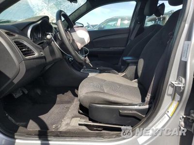 Zdjęcie 7 z 13 samochodu: 2014 DODGE AVENGER SE VIN:1C3CDZABXEN216684 - miniatura