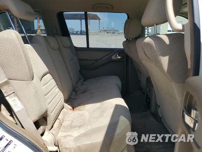 Zdjęcie 11 z 13 samochodu: 2006 NISSAN PATHFINDER LE VIN:5N1AR18U96C640878 - miniatura