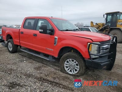 2017 FORD F250 SUPER DUTY 1FT7W2BT9HEB16957 - główne zdjęcie licytacji z USA - miniatura