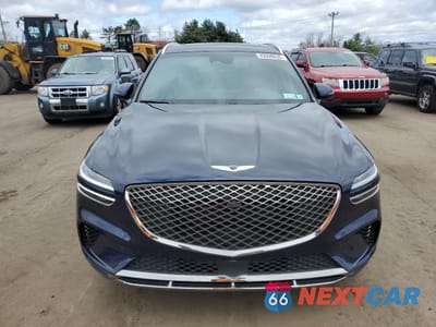 Piąte zdjęcie samochodu w środku: 2025 GENESIS GV70 BASE VIN:5NMMADTB0SH029035 - miniatura