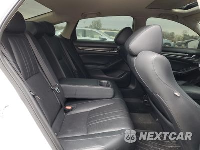 Zdjęcie 10 z 14 samochodu: 2018 HONDA ACCORD TOURING VIN:1HGCV2F90JA014977 - miniatura