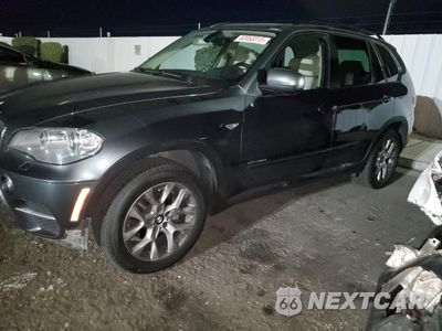 2012 BMW X5 XDRIVE35I 5UXZV4C58CL750660 - główne zdjęcie licytacji z USA - miniatura