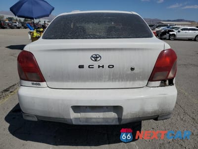 Zdjęcie 6 z 13 samochodu: 2002 TOYOTA ECHO VIN:JTDBT123525023602 - miniatura