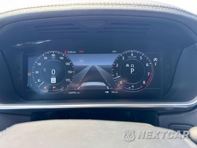 Zdjęcie 8 z 10 samochodu: 2019 LAND ROVER RANGE ROVER SUPERCHARGED VIN:SALGS2RE4KA545966 - miniatura
