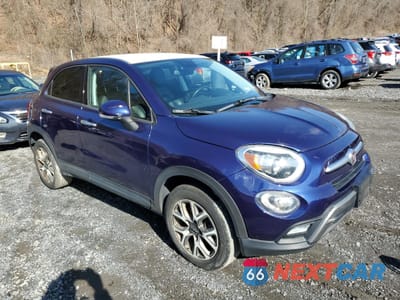Czwarte zdjęcie samochodu z boku: 2017 FIAT 500X TREKKING VIN:ZFBCFYCB8HP516670 - miniatura