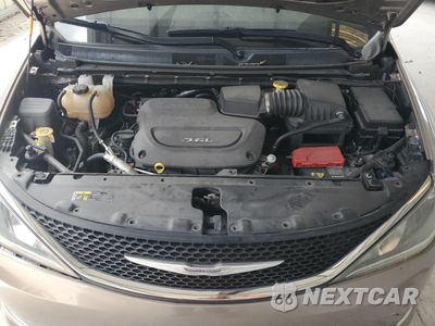 Zdjęcie 12 z 14 samochodu: 2017 CHRYSLER PACIFICA LIMITED VIN:2C4RC1GG0HR811970 - miniatura