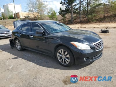Czwarte zdjęcie samochodu z boku: 2013 INFINITI M37 VIN:JN1BY1AP1DM514203 - miniatura
