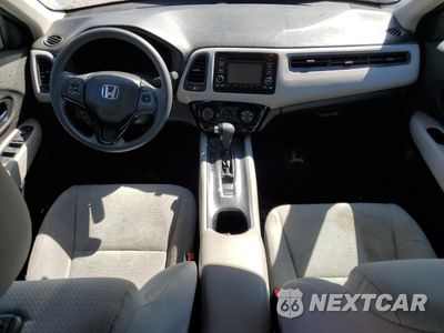 Zdjęcie 8 z 12 samochodu: 2021 HONDA HR-V LX VIN:3CZRU6H35MM702941 - miniatura