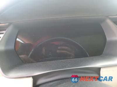 Zdjęcie 9 z 13 samochodu: 2018 TESLA MODEL X VIN:5YJXCAE21JF142026 - miniatura