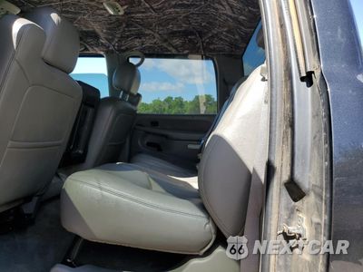 Zdjęcie 10 z 13 samochodu: 2003 CHEVROLET SILVERADO K2500 HEAVY DUTY VIN:1GCHK23173F248065 - miniatura