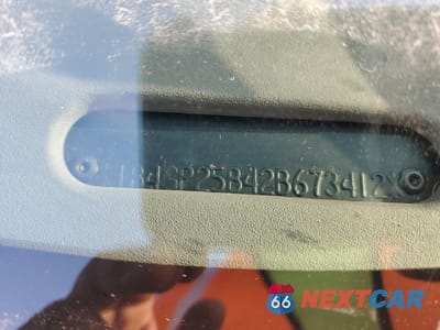 Zdjęcie 15 z 15 samochodu: 2002 DODGE CARAVAN SE VIN:1B4GP25B42B673412 - miniatura