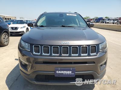 Piąte zdjęcie samochodu w środku: 2018 JEEP COMPASS LATITUDE VIN:3C4NJCBB4JT194121 - miniatura