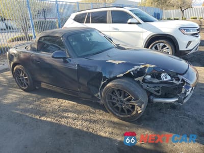 Czwarte zdjęcie samochodu z boku: 2001 HONDA S2000 VIN:JHMAP114412T00516 - miniatura