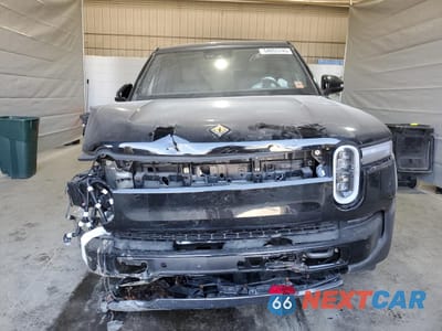 Piąte zdjęcie samochodu w środku: 2025 RIVIAN R1S ADVENTURE VIN:7PDSGBBA8SN069040 - miniatura