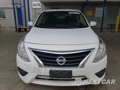 Piąte zdjęcie samochodu w środku: 2015 NISSAN VERSA S VIN:3N1CN7AP2FL845708 - miniatura