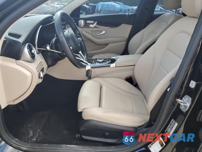 Zdjęcie 7 z 14 samochodu: 2021 MERCEDES-BENZ C 300 VIN:W1KWF8DB0MR651185 - miniatura