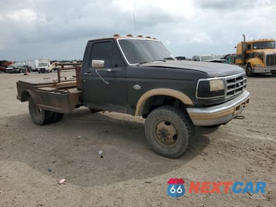 Czwarte zdjęcie samochodu z boku: 1997 FORD F350 VIN:1FDKF38F4VEB02098 - miniatura