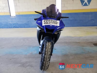Drugie zdjęcie samochodu z przodu: 2022 YAMAHA YZFR1 VIN:JYARN66E1NA002061 - miniatura