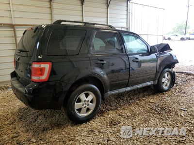 Trzecie zdjęcie samochodu z tyłu: 2012 FORD ESCAPE XLT VIN:1FMCU0DG9CKC18564 - miniatura