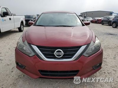 Piąte zdjęcie samochodu w środku: 2018 NISSAN ALTIMA 2.5 SR VIN:1N4AL3AP6JC103356 - miniatura