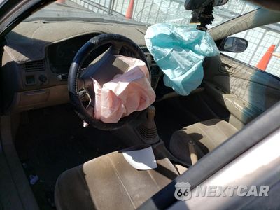 Zdjęcie 8 z 13 samochodu: 1999 TOYOTA COROLLA VE VIN:1NXBR12E9XZ158252 - miniatura