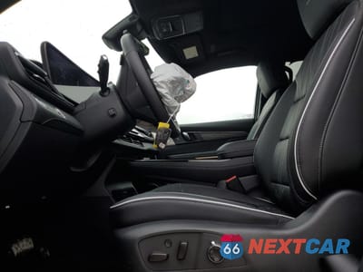 Zdjęcie 7 z 14 samochodu: 2025 BUICK ENCLAVE AVENIR VIN:5GAEVCRS9SJ102683 - miniatura