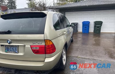 Czwarte zdjęcie samochodu z boku: 2002 BMW X5 4.4I VIN:5UXFB33512LH36252 - miniatura