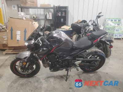 Trzecie zdjęcie samochodu z tyłu: 2023 KAWASAKI ZR900 F VIN:ML5ZRDF14PDA63008 - miniatura