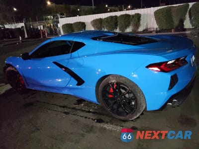 Drugie zdjęcie samochodu z przodu: 2025 CHEVROLET CORVETTE STINGRAY 1LT VIN:1G1YA2D44S5100982 - miniatura