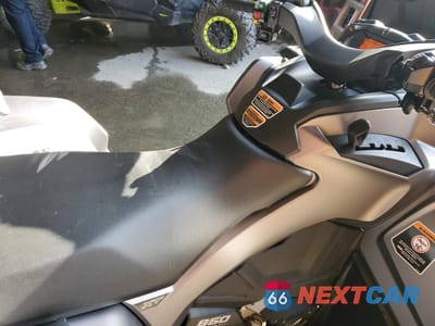 Piąte zdjęcie samochodu w środku: 2023 CAN-AM OUTLANDER XT 850 VIN:3JBLKAU49PJ001363 - miniatura