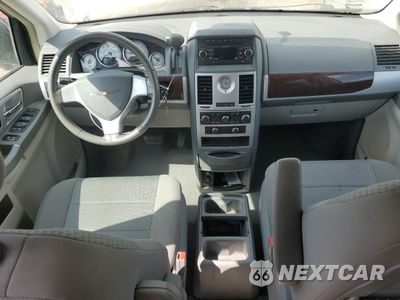 Zdjęcie 8 z 13 samochodu: 2010 CHRYSLER TOWN & COUNTRY TOURING VIN:2A4RR5D12AR289087 - miniatura