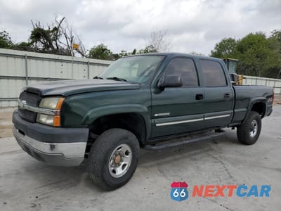 2004 CHEVROLET SILVERADO K2500 HEAVY DUTY 1GCHK23U84F246126 - główne zdjęcie licytacji z USA - miniatura