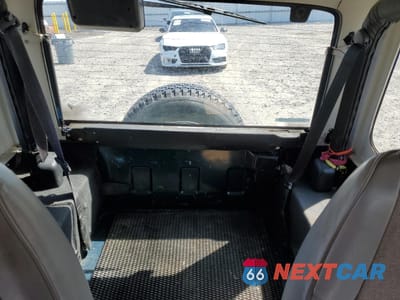 Zdjęcie 10 z 13 samochodu: 1995 JEEP WRANGLER / YJ SE VIN:1J4FY29S2SP258513 - miniatura