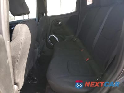 Zdjęcie 11 z 13 samochodu: 2018 JEEP RENEGADE LATITUDE VIN:ZACCJBBB0JPJ53202 - miniatura