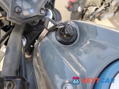 Zdjęcie 8 z 10 samochodu: 2019 KAWASAKI ER650 H VIN:JKAEREH12KDA37808 - miniatura
