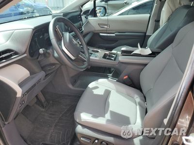 Zdjęcie 7 z 13 samochodu: 2023 TOYOTA SIENNA XSE VIN:5TDXRKEC1PS141626 - miniatura