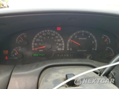 Zdjęcie 9 z 13 samochodu: 2003 FORD F150 VIN:1FTRX18W13NA53976 - miniatura