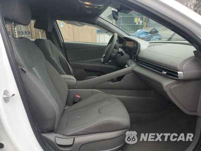 Zdjęcie 7 z 14 samochodu: 2024 HYUNDAI ELANTRA SEL VIN:KMHLM4DG2RU655990 - miniatura