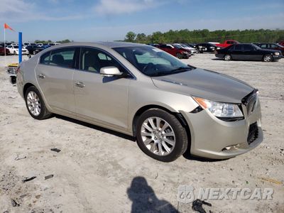 Czwarte zdjęcie samochodu z boku: 2013 BUICK LACROSSE VIN:1G4GC5E37DF325877 - miniatura
