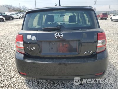 Zdjęcie 6 z 14 samochodu: 2010 TOYOTA SCION XD VIN:JTKKU4B47A1002949 - miniatura