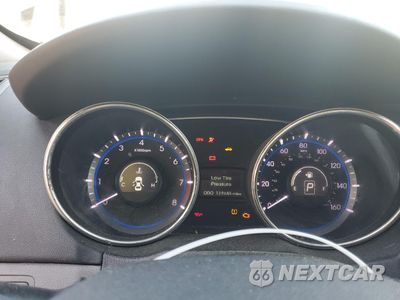 Zdjęcie 9 z 12 samochodu: 2012 HYUNDAI SONATA GLS VIN:5NPEB4AC5CH344883 - miniatura