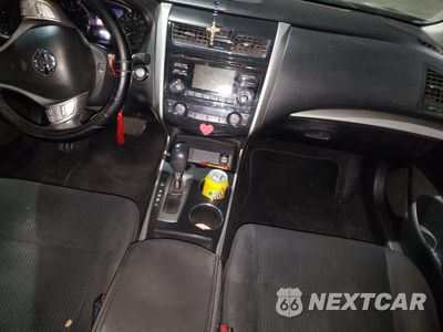 Zdjęcie 8 z 12 samochodu: 2015 NISSAN ALTIMA 2.5 VIN:1N4AL3AP6FC134839 - miniatura
