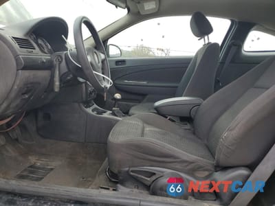 Zdjęcie 7 z 12 samochodu: 2008 PONTIAC G5 VIN:1G2AL18F187231992 - miniatura