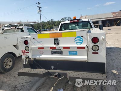 Zdjęcie 6 z 12 samochodu: 2017 CHEVROLET SILVERADO C3500 VIN:1GB3CYCG5HZ239969 - miniatura