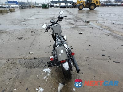 Czwarte zdjęcie samochodu z boku: 2021 HARLEY-DAVIDSON XL883 N VIN:1HD4LE213MB417214 - miniatura
