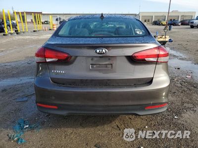 Zdjęcie 6 z 12 samochodu: 2017 KIA FORTE LX VIN:3KPFL4A74HE159658 - miniatura