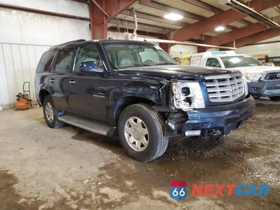 Czwarte zdjęcie samochodu z boku: 2005 CADILLAC ESCALADE LUXURY VIN:1GYEK63N95R118054 - miniatura