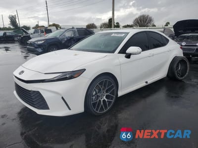 2025 TOYOTA CAMRY XSE 4T1DAACK5SU087368 - główne zdjęcie licytacji z USA - miniatura