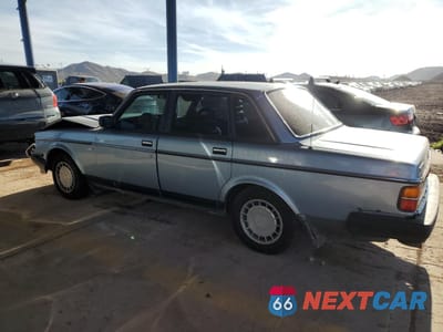 Drugie zdjęcie samochodu z przodu: 1990 VOLVO 240 BASE VIN:YV1AA8845L1407392 - miniatura